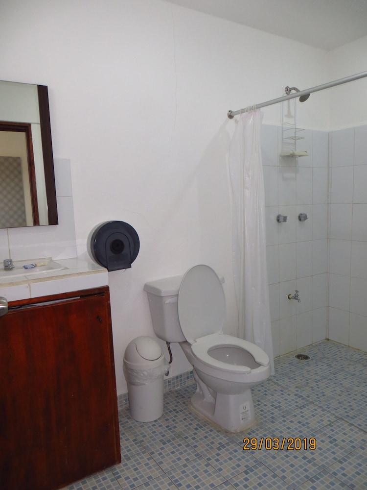 image-housing-carousel