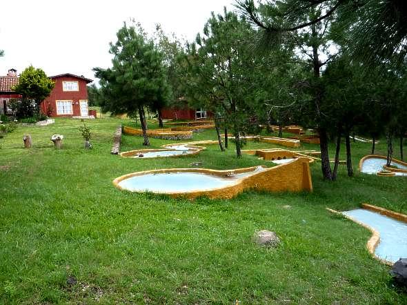 image-housing-carousel