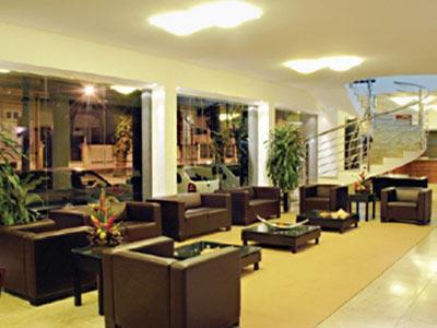 image-housing-carousel