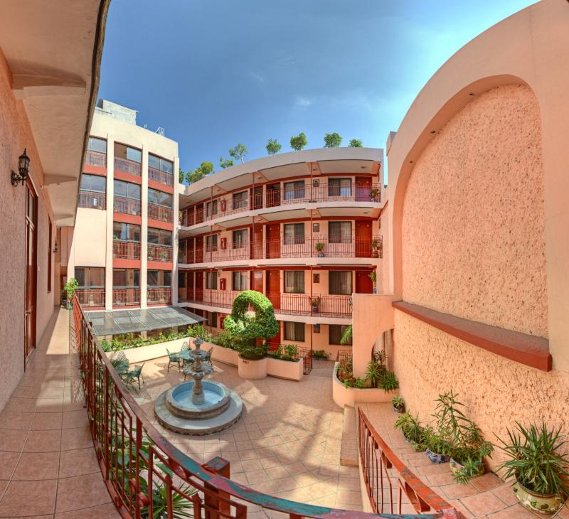 image-housing-carousel