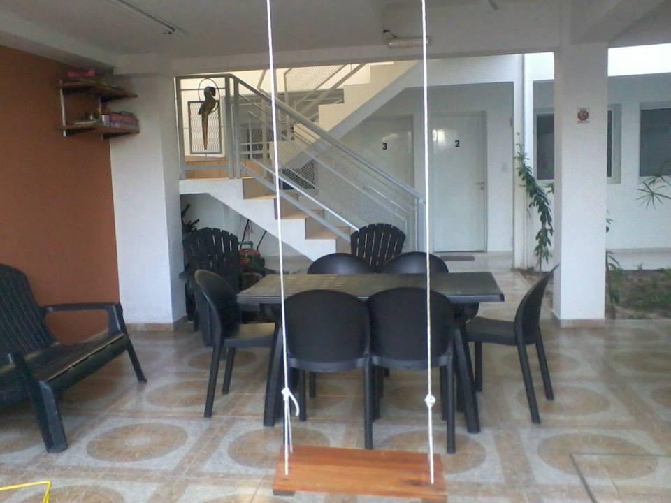 image-housing-carousel