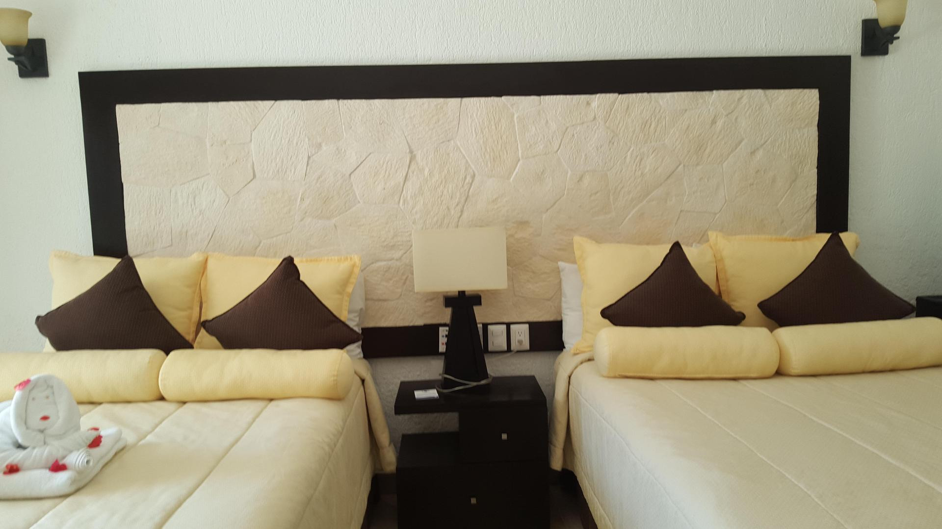 Beach Front Room with 2 double beds