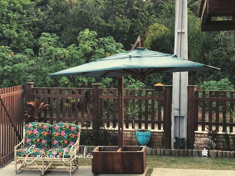 image-housing-carousel