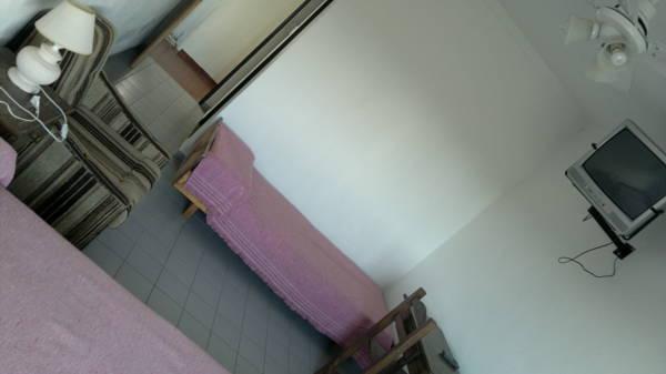 image-housing-carousel