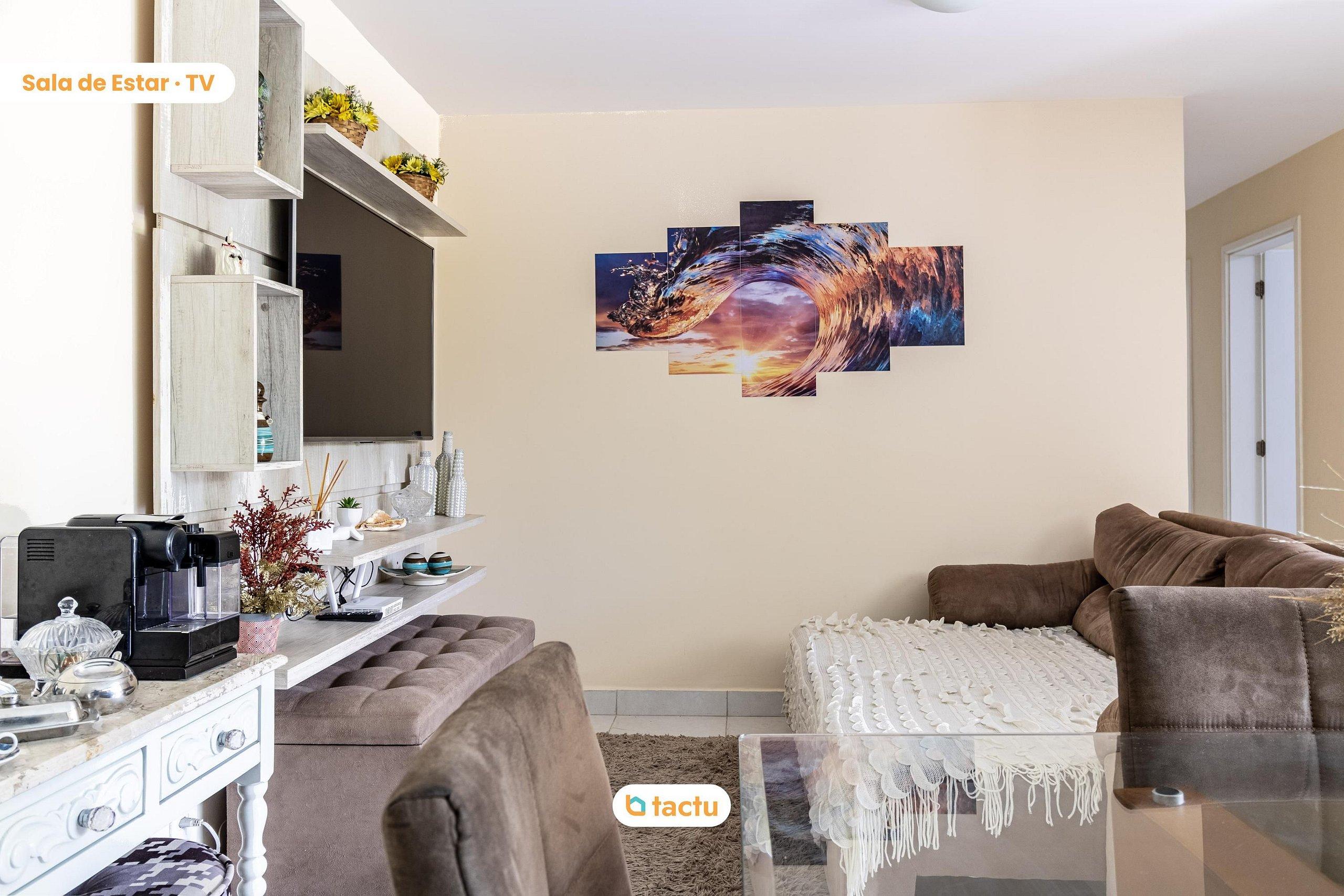 image-housing-carousel