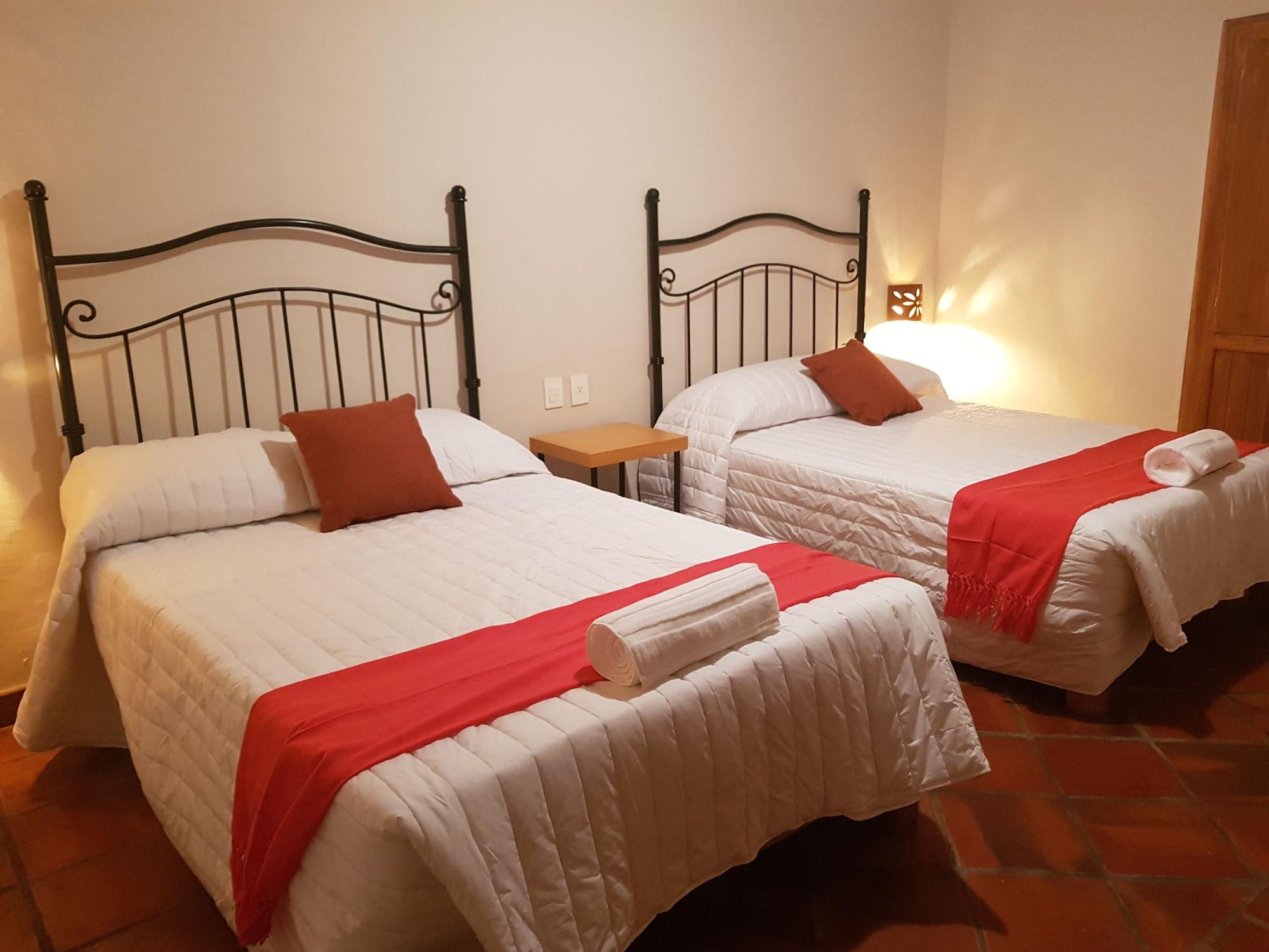 Hotel Puerta San Pedro 5