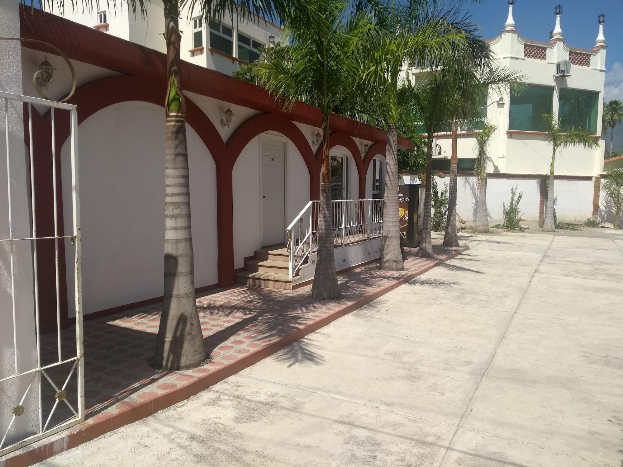 image-housing-carousel