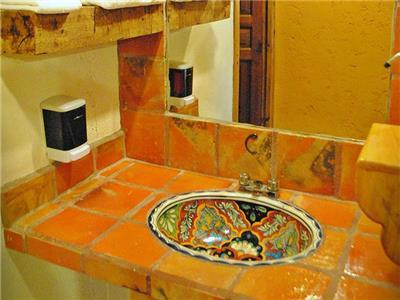 image-housing-carousel