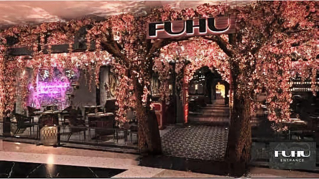 image-housing-carousel