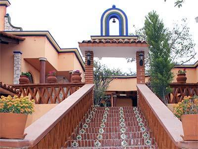 image-housing-carousel