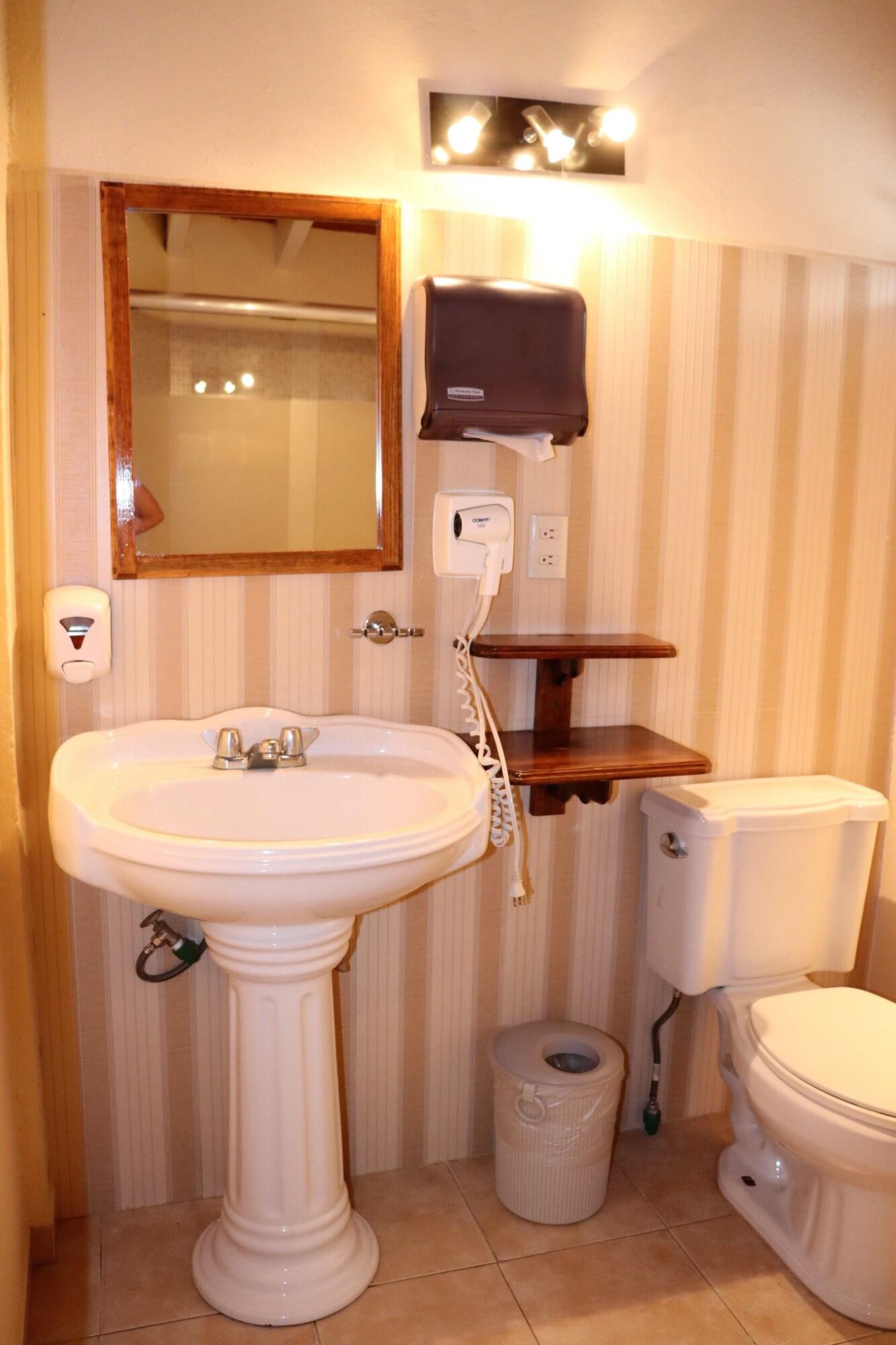 image-housing-carousel