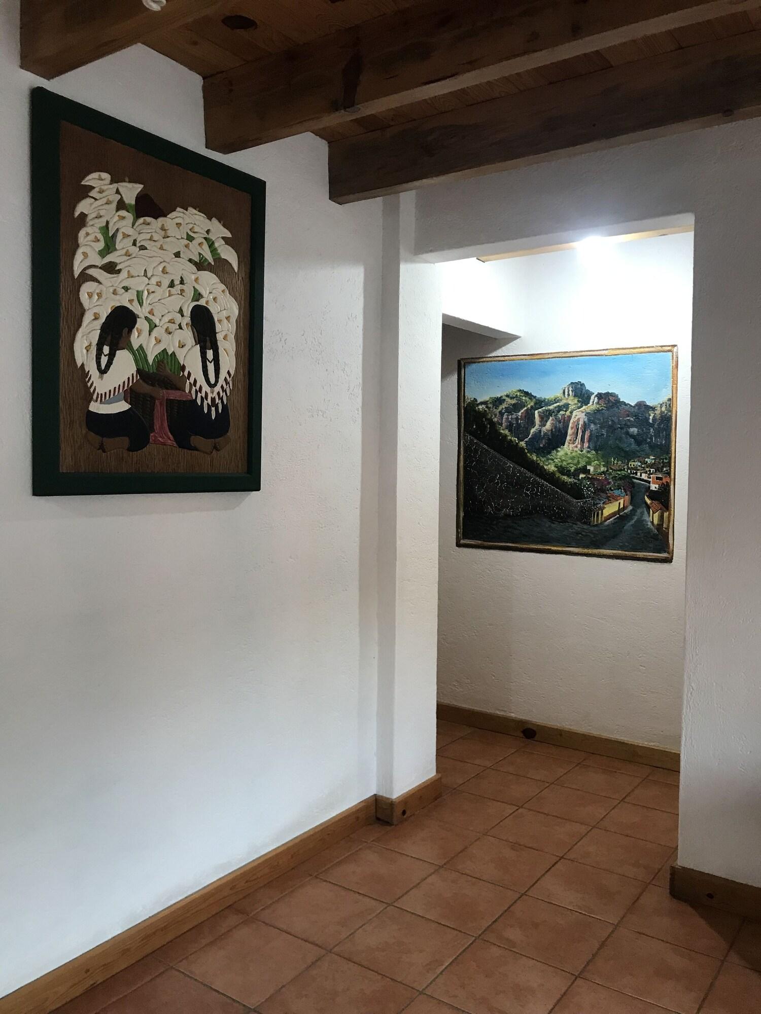 image-housing-carousel
