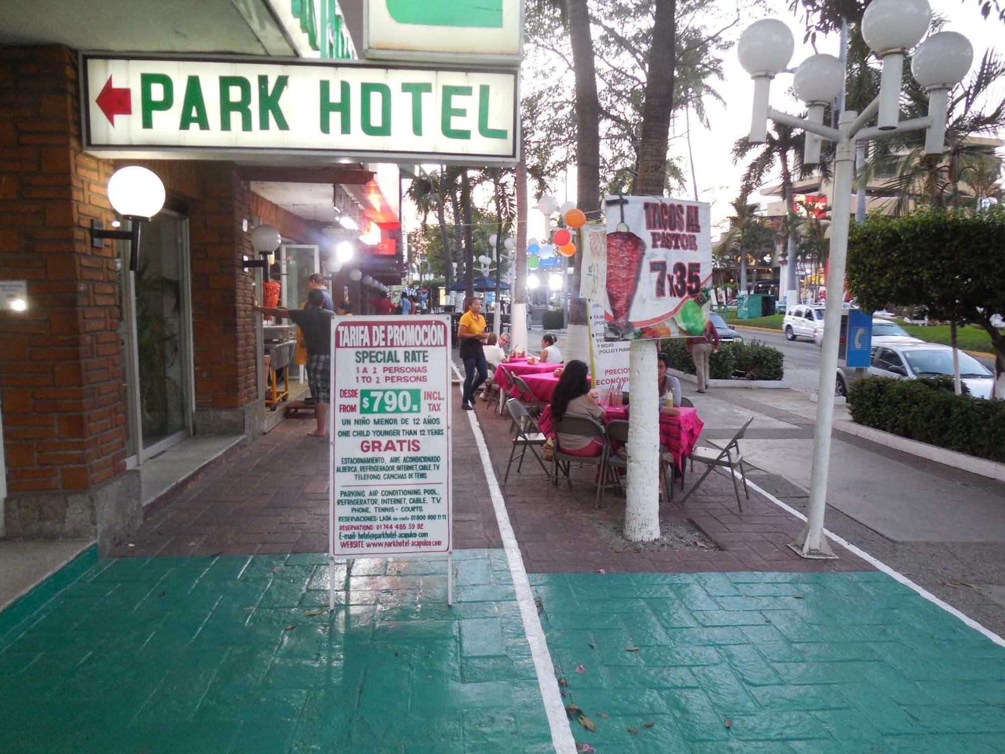 image-housing-carousel