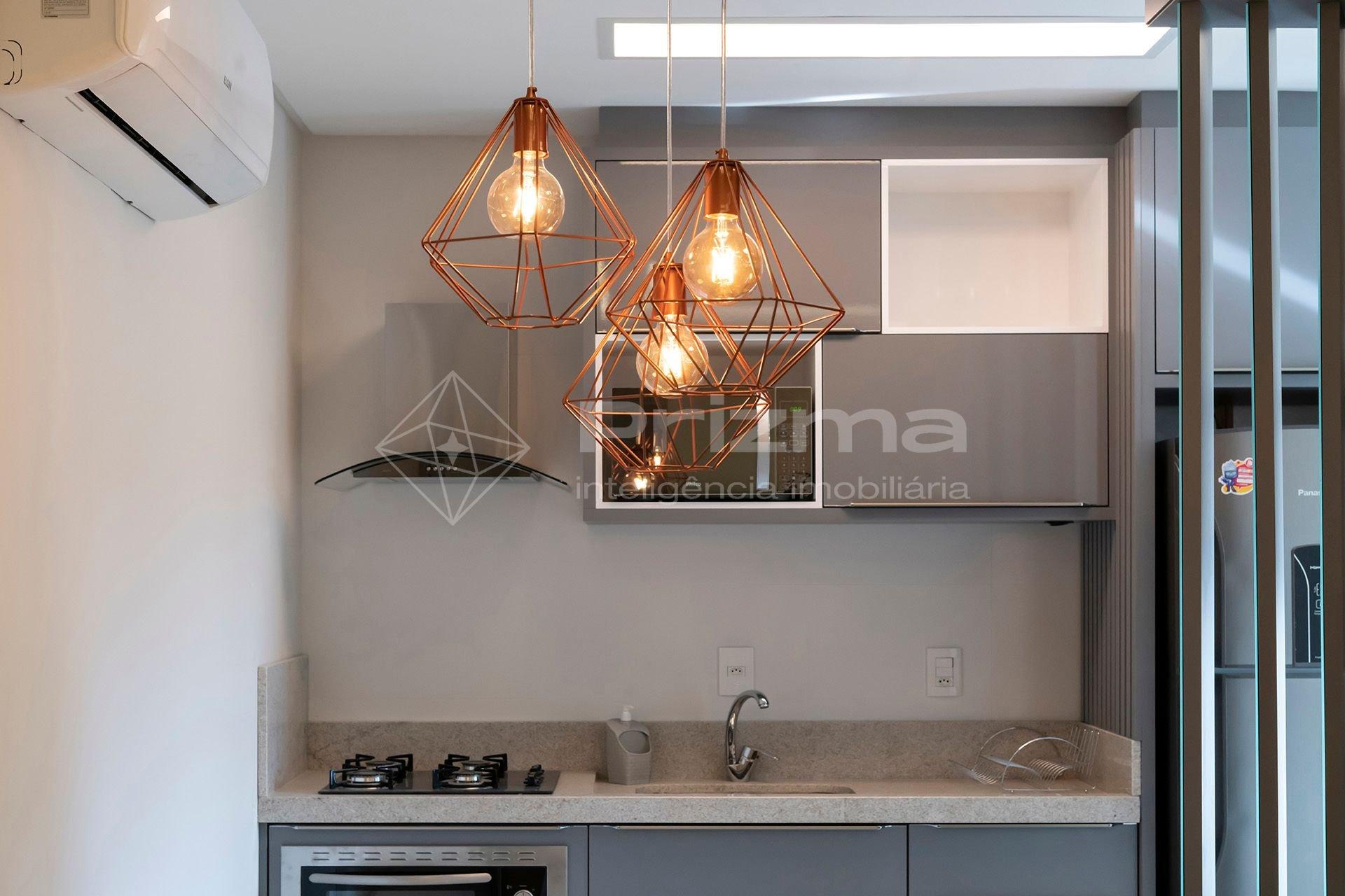 image-housing-carousel