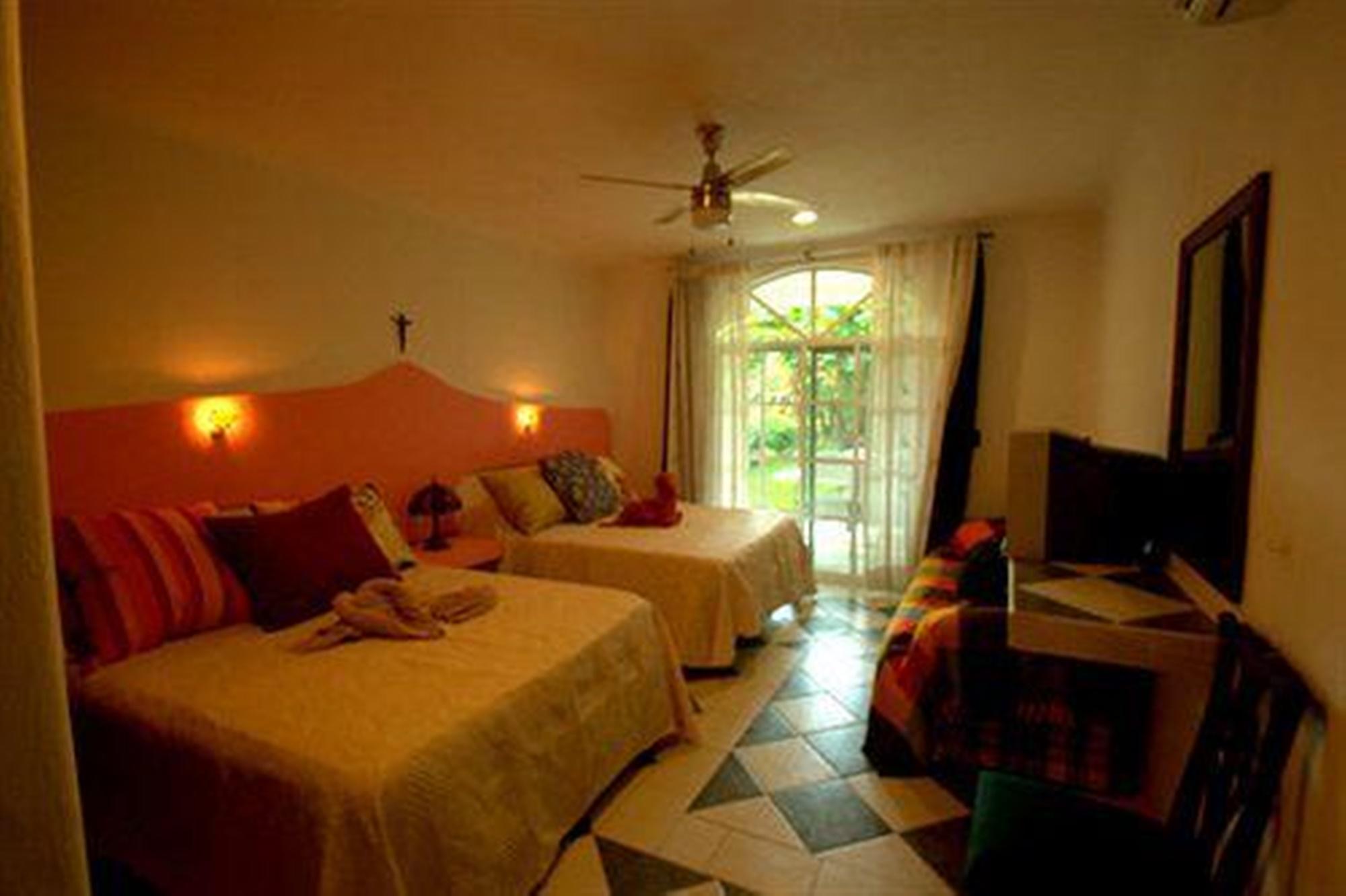 image-housing-carousel
