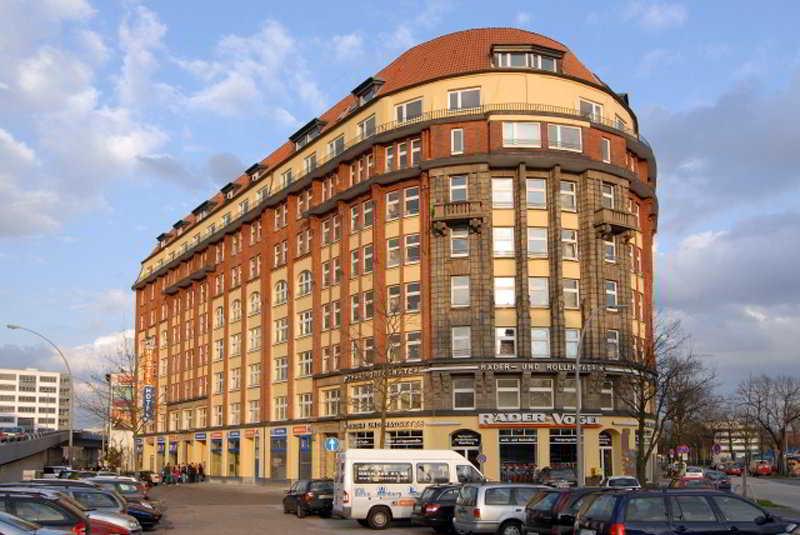 a&o Hostel Hamburg Hauptbahnhof image