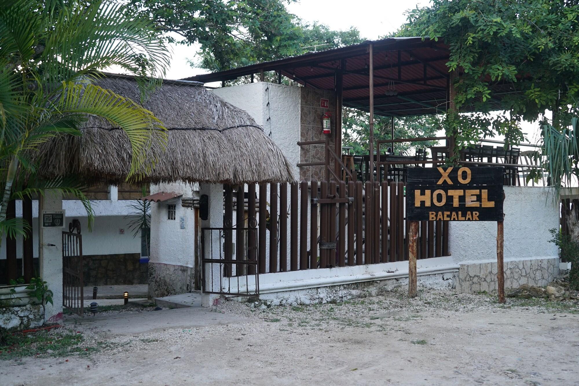 image-housing-carousel