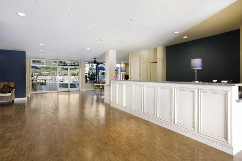 image-housing-carousel