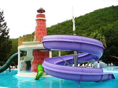 image-housing-carousel