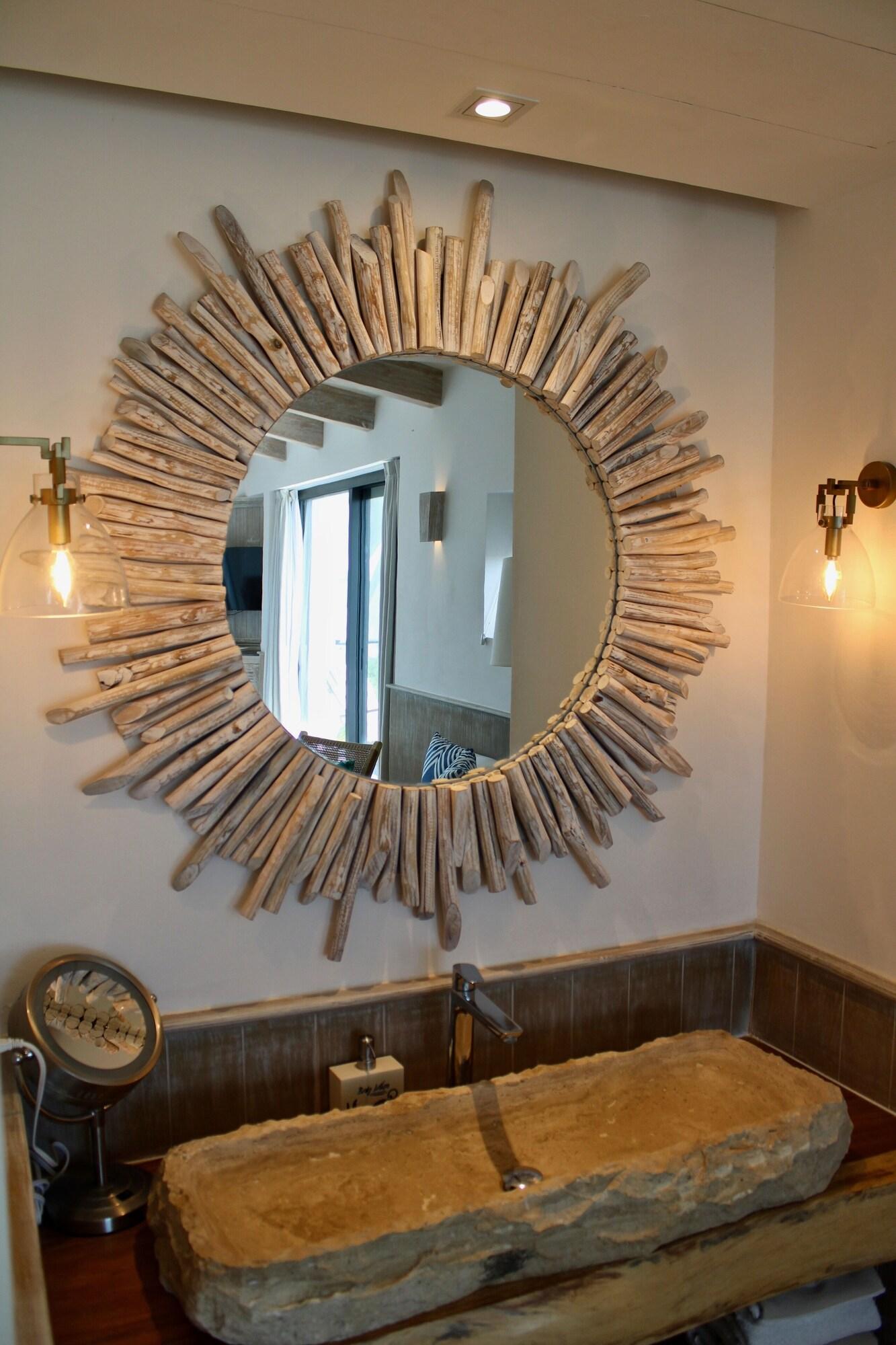 ROYAL Oceanview "Barefoot" Suite