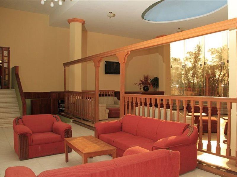 image-housing-carousel