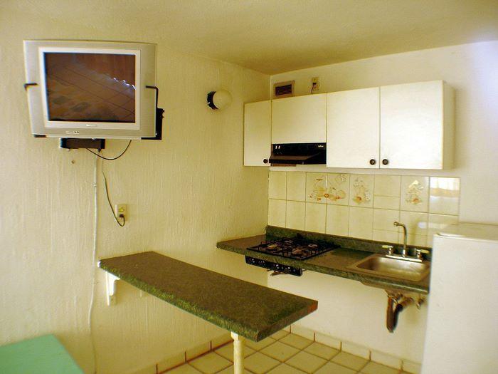 image-housing-carousel