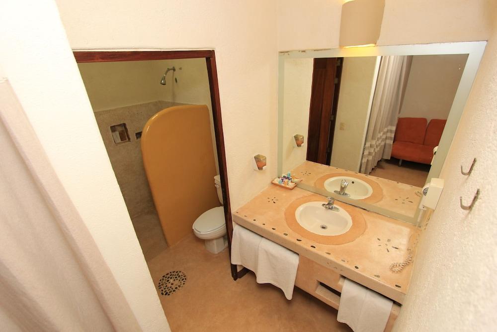 image-housing-carousel