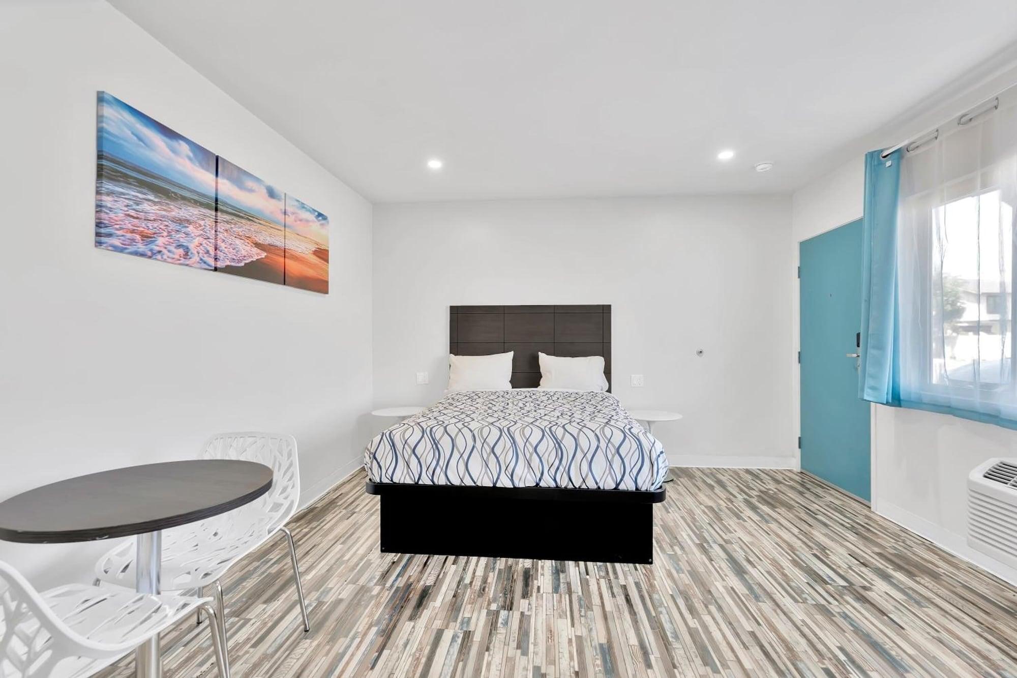 image-housing-carousel