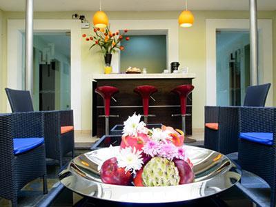 image-housing-carousel