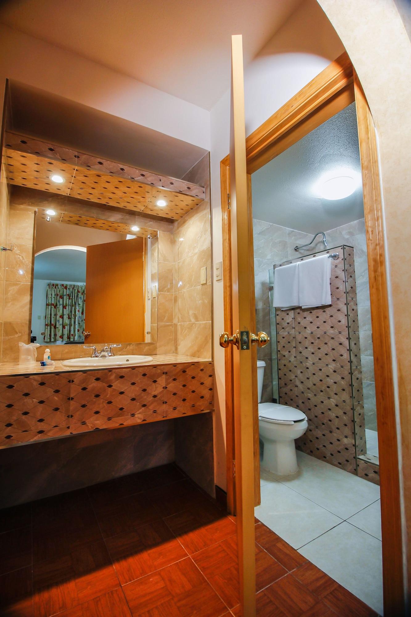 Hotel & Suites Marrod 3