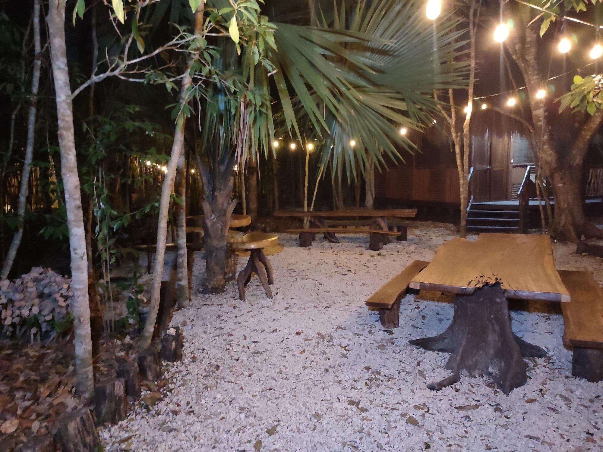 Aldea Maya-Ha Cabañas con cenotes 5