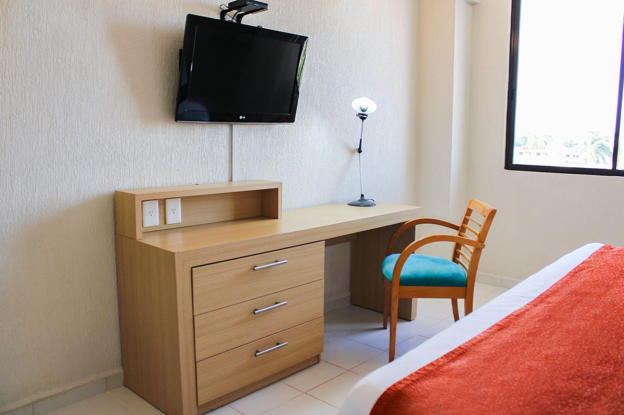 Hotel & Suites Real del Lago 6