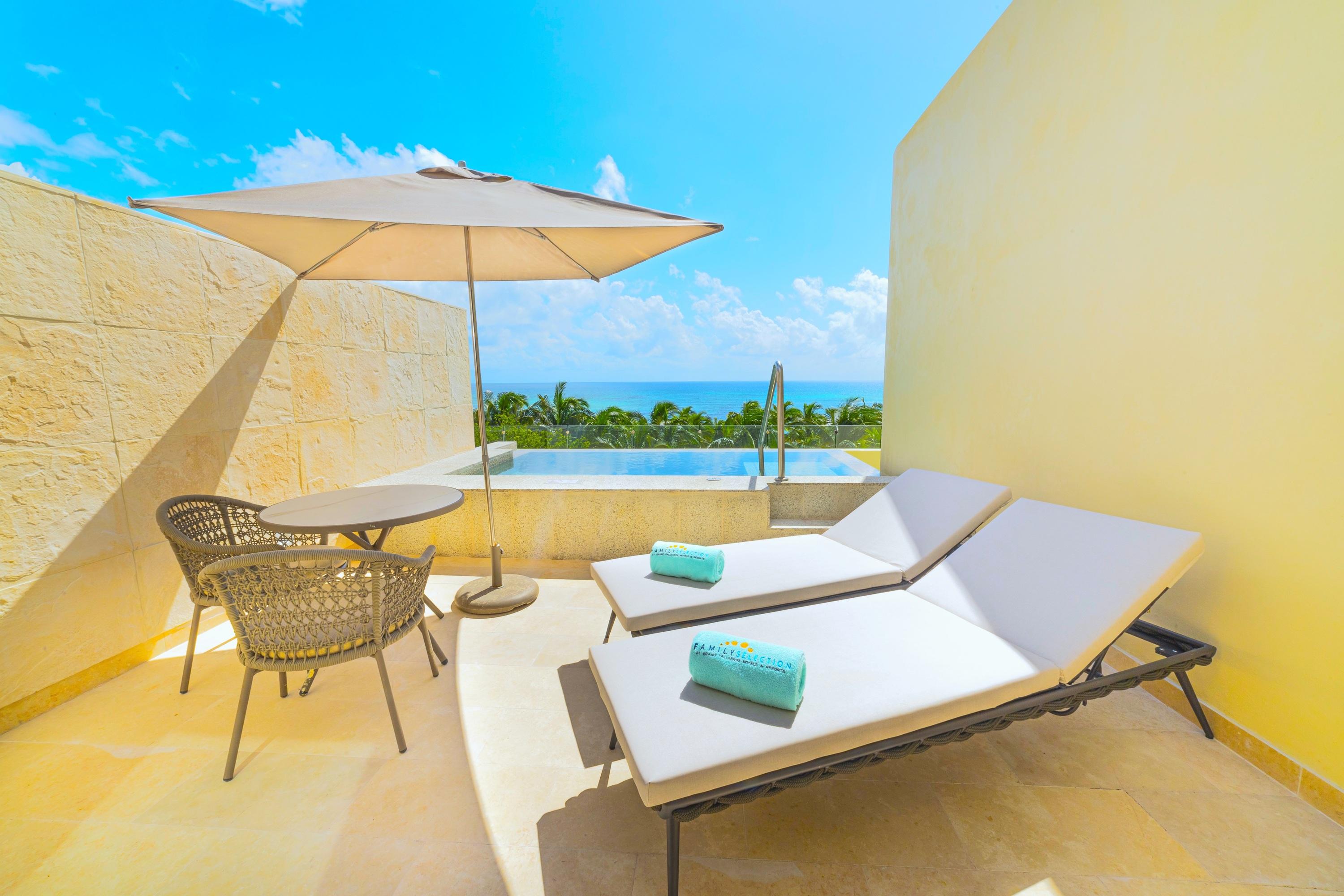 Suite Premium con Vista a la Piscina