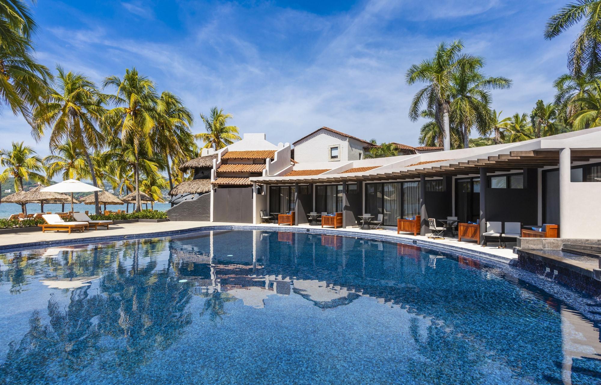 Suite (Swim-Up)