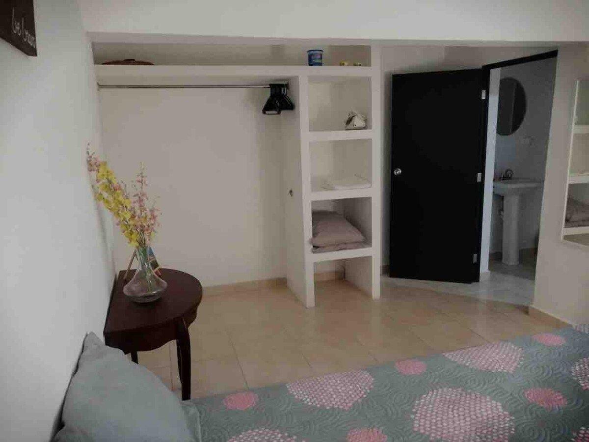 image-housing-carousel