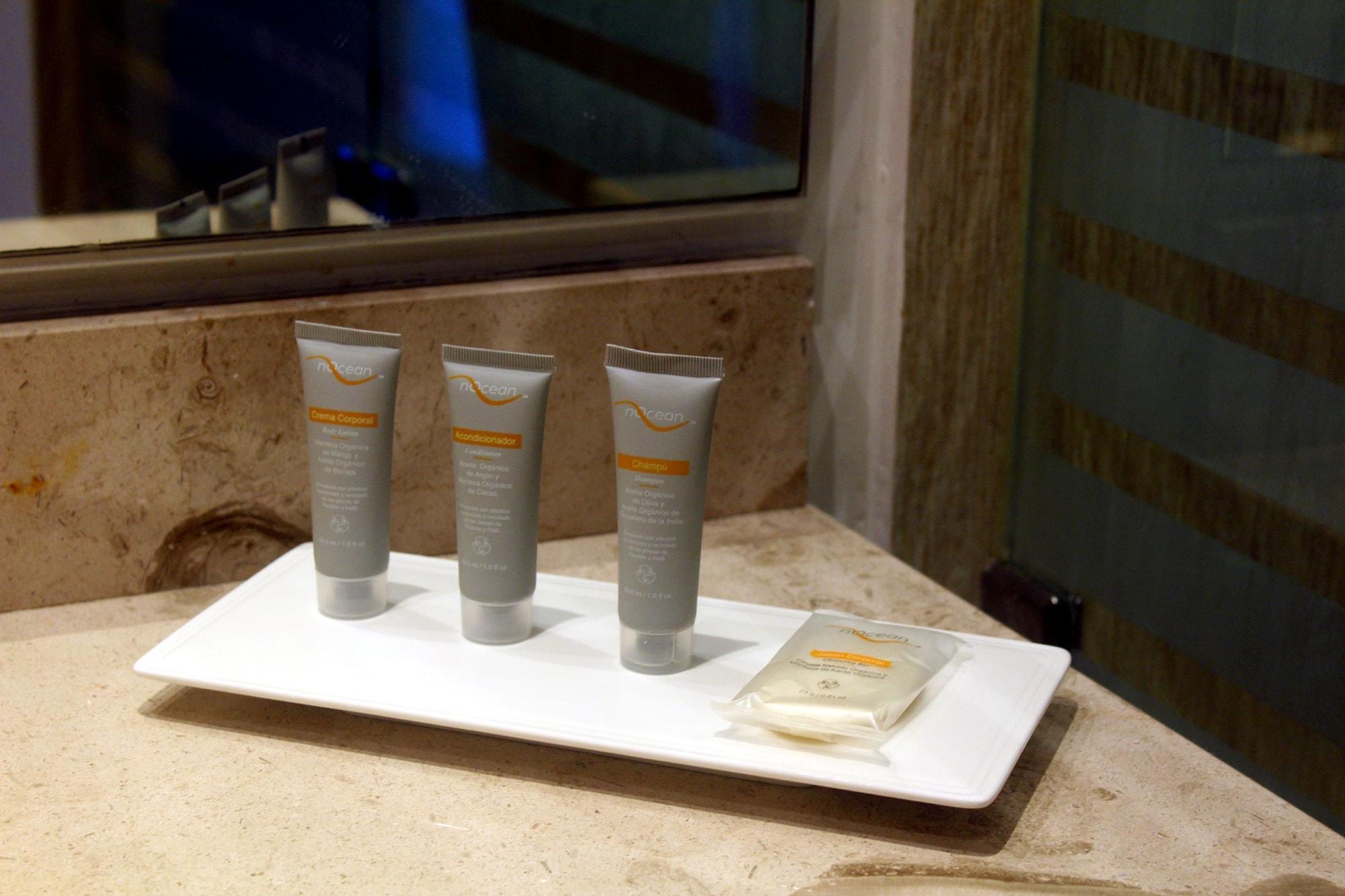 Deluxe Dos Camas Vista al Boulevard