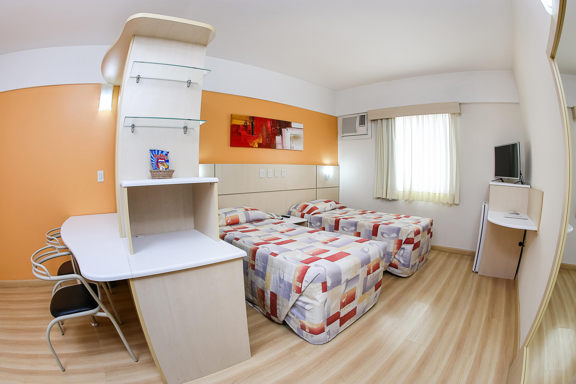 image-housing-carousel
