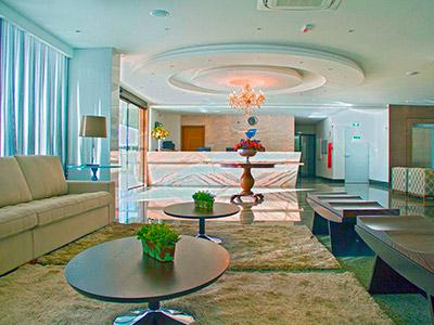 image-housing-carousel