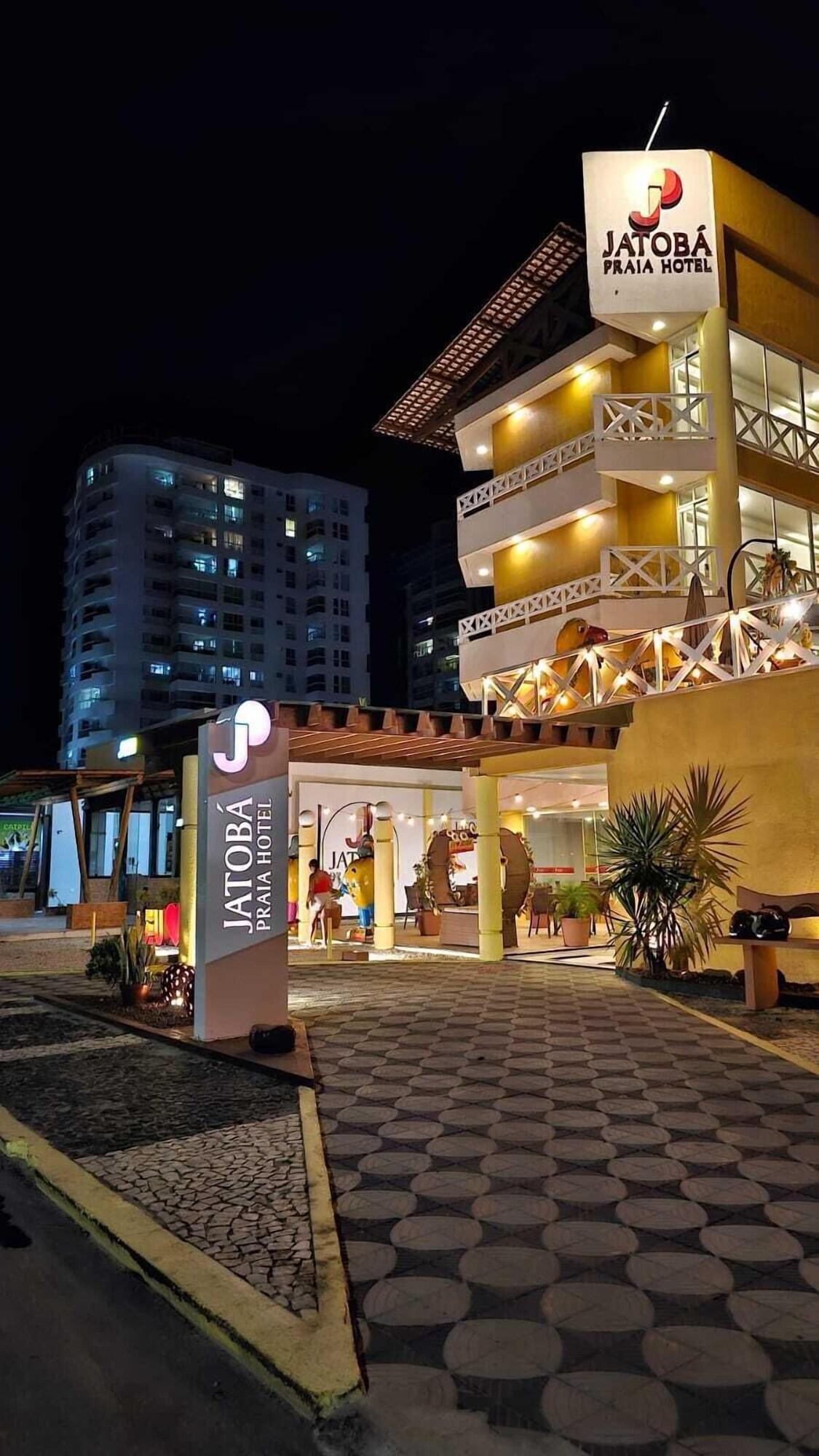 image-housing-carousel