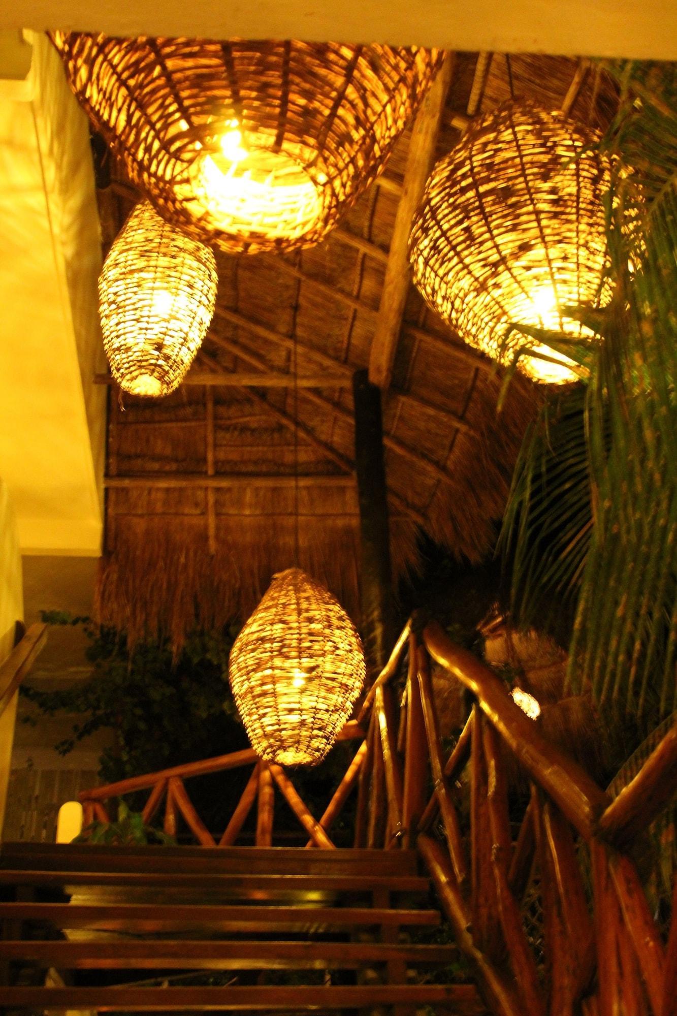 image-housing-carousel