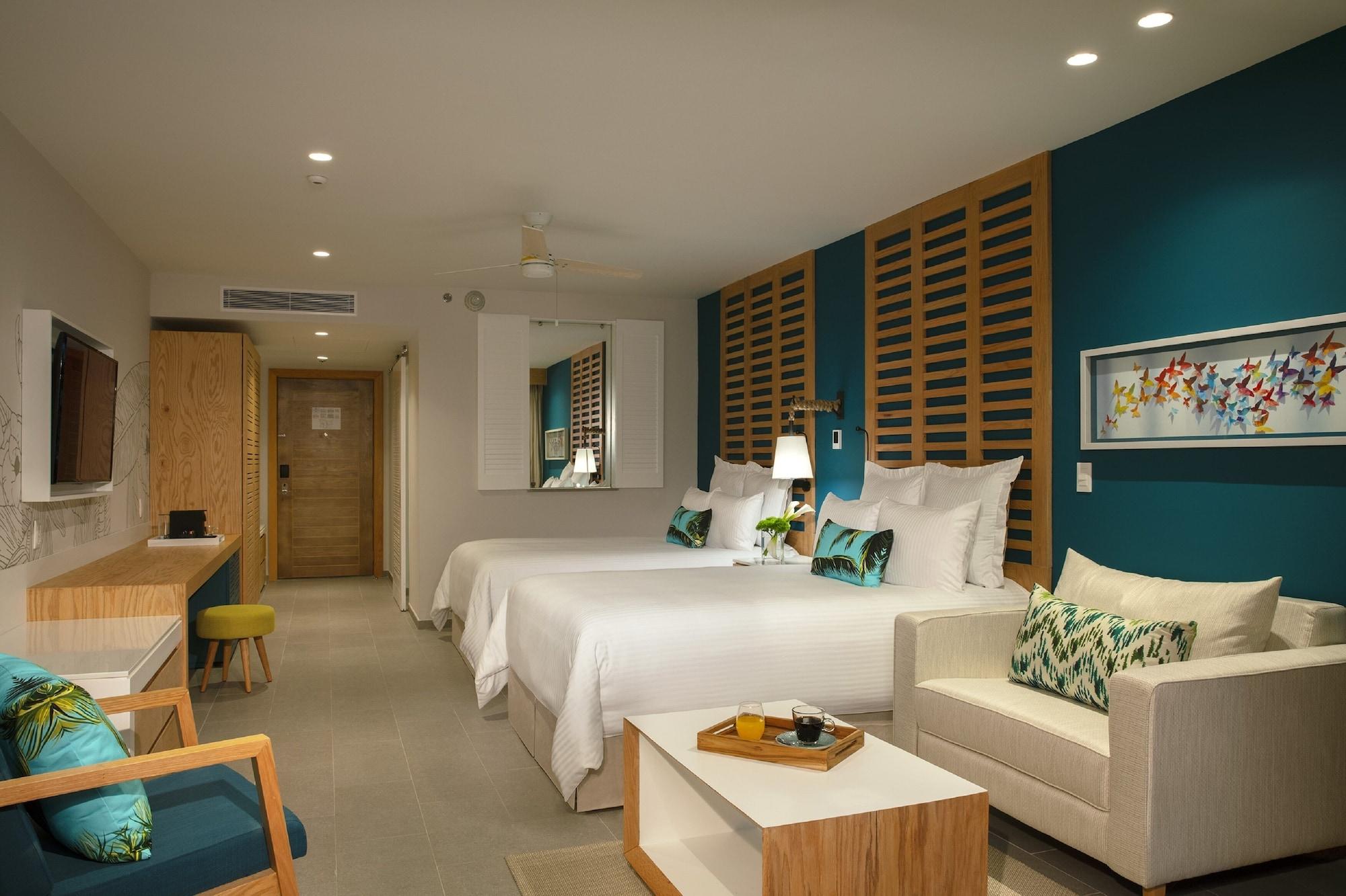 Junior Suite Tropical View Double
