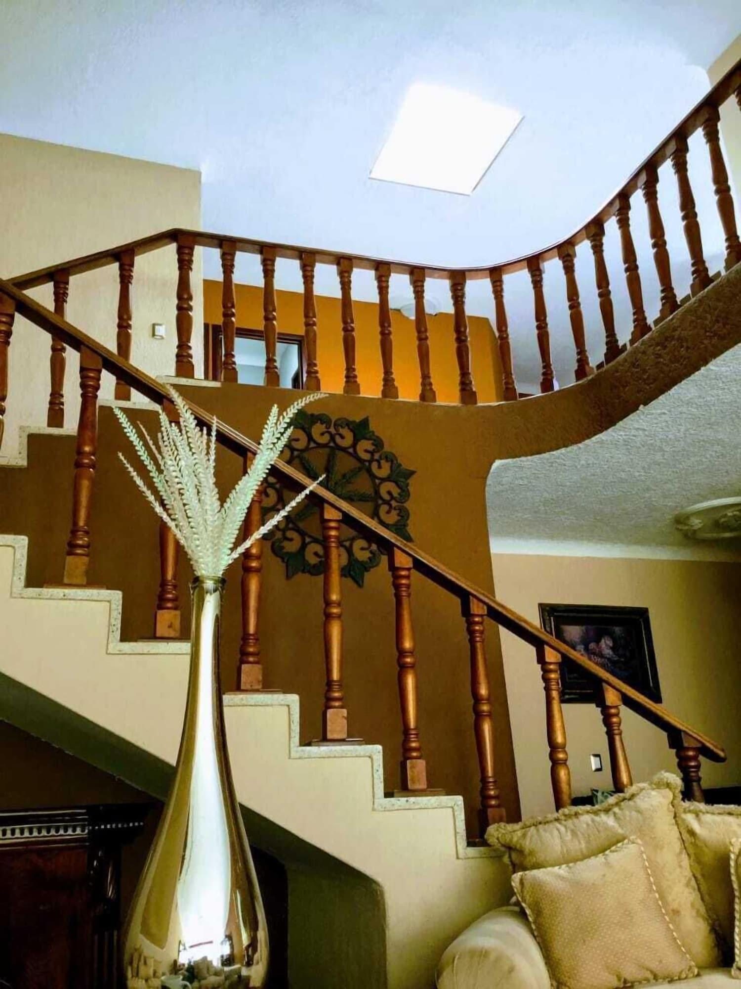 image-housing-carousel
