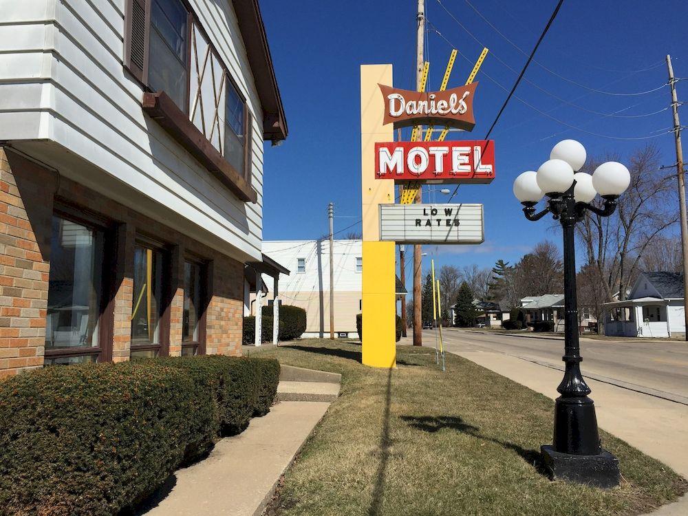 The Daniels Motel image