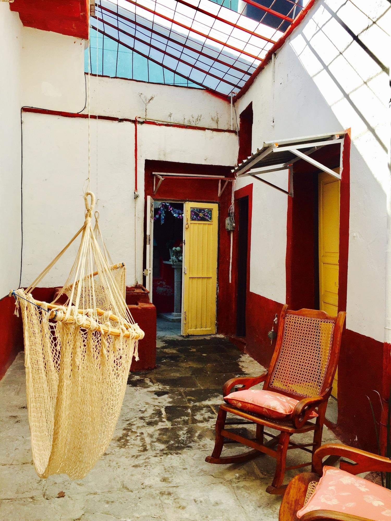 image-housing-carousel