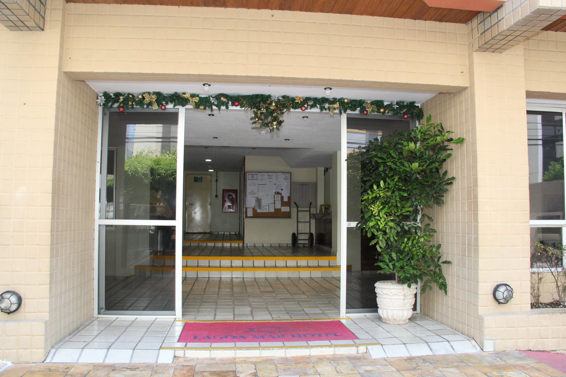 Lagoa Mar Hotel