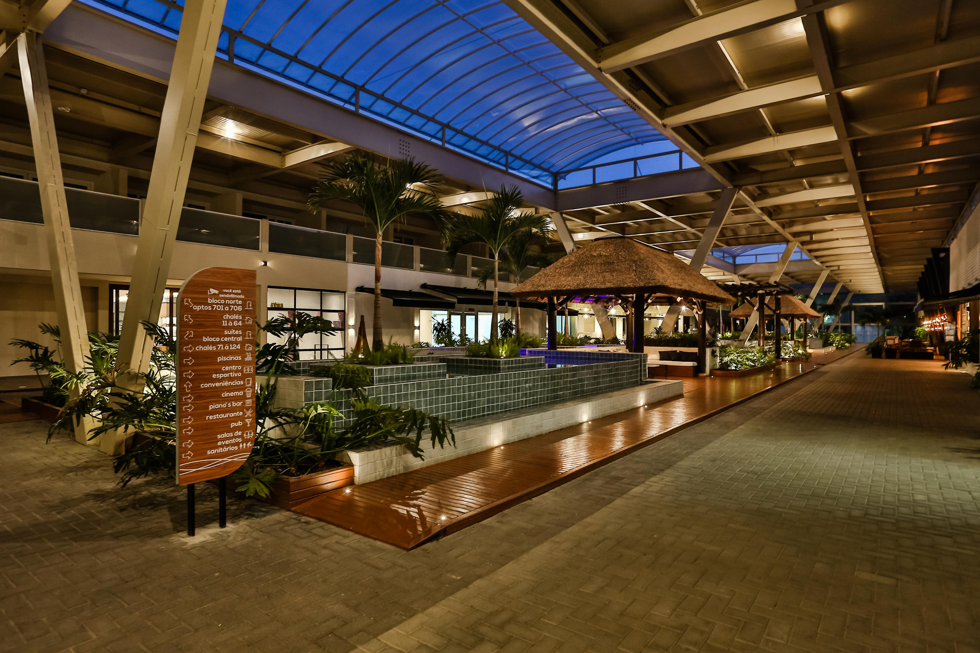 image-housing-carousel
