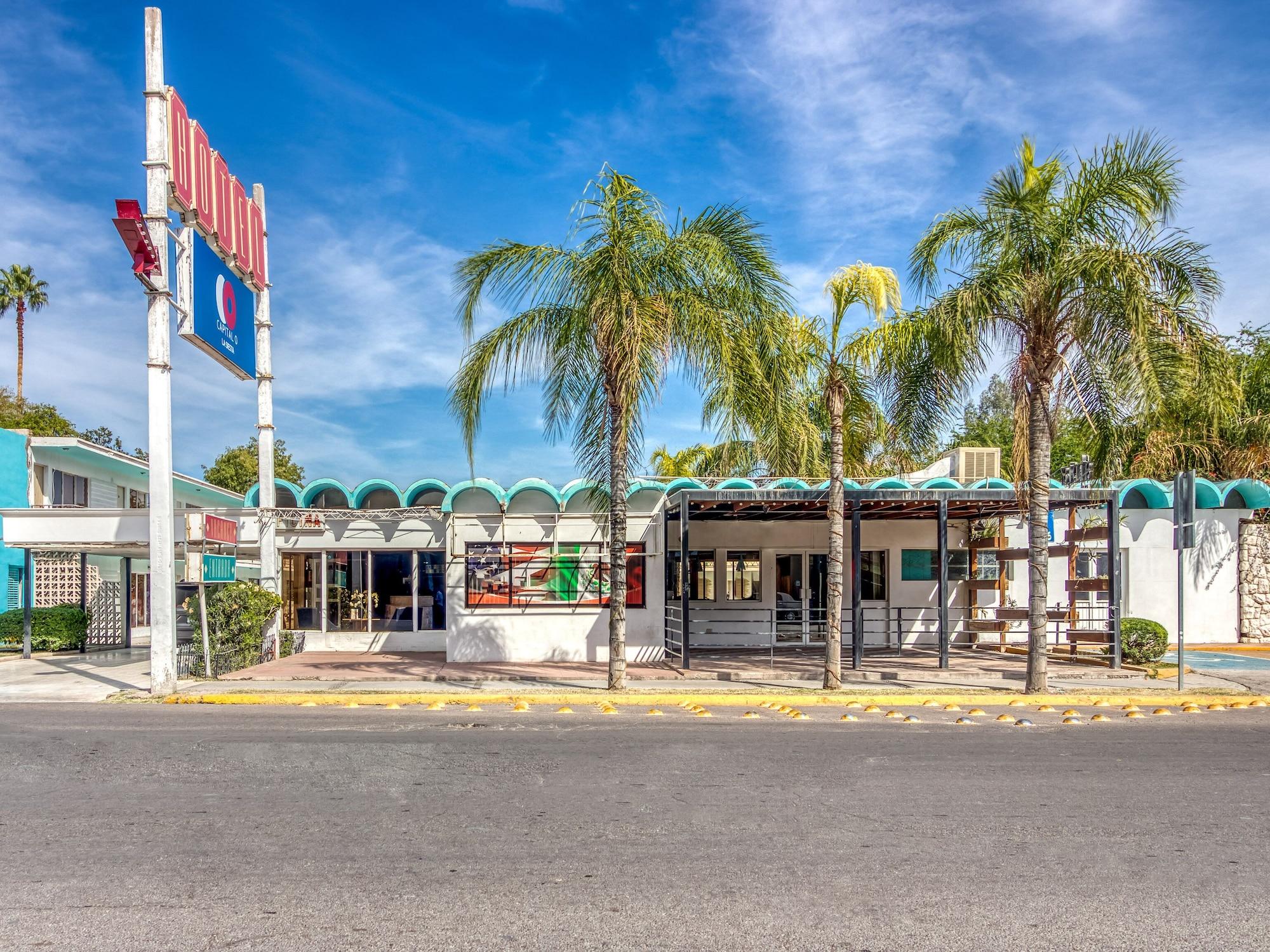 image-housing-carousel