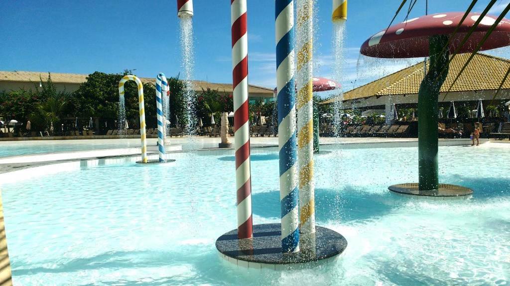 image-housing-carousel