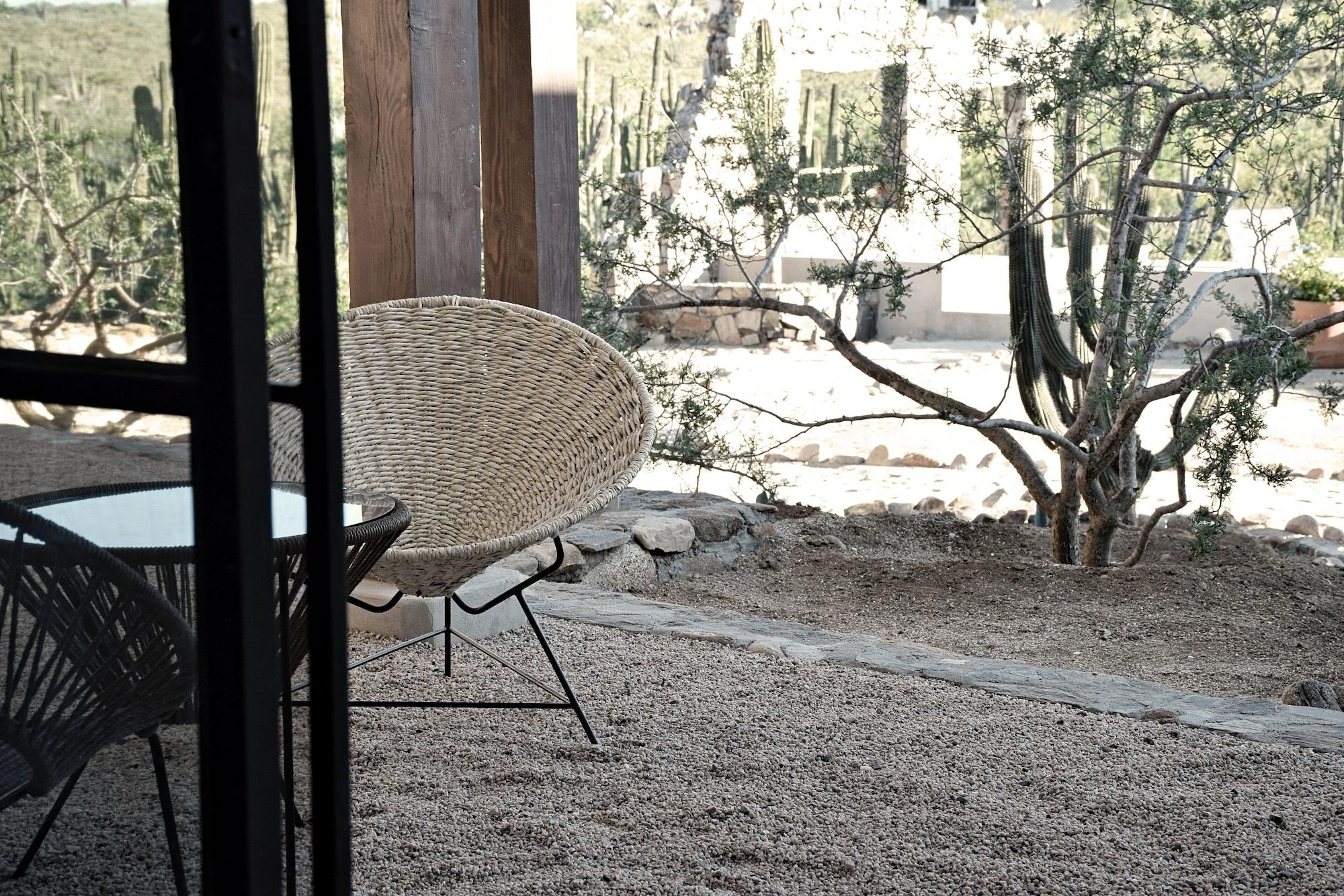 image-housing-carousel