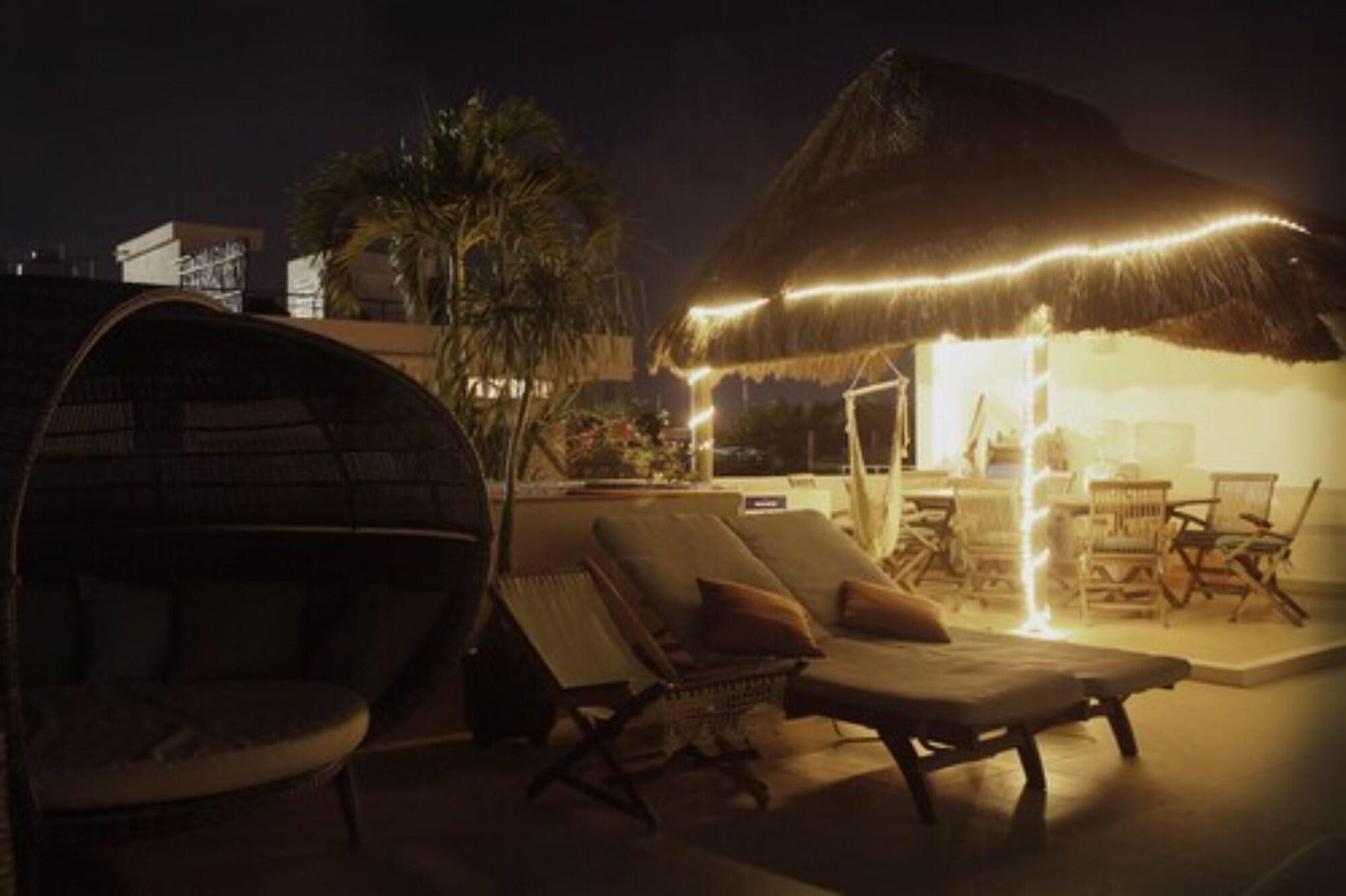 image-housing-carousel